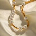 Exquisite 18K Gold Pearl Pendant Necklace: Timeless Elegance in Geometric Design -  QH Clothing