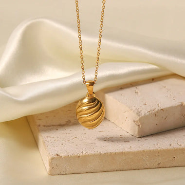 French style plated 18K gold spiral necklace -  QH Clothing
